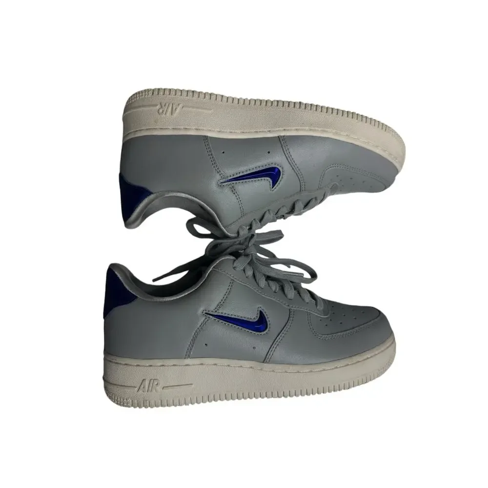 Nike Air Force 1 ’07 LV8 Jewel Wolf Grey Deep Royal Blue Men 6 / Women 7.5